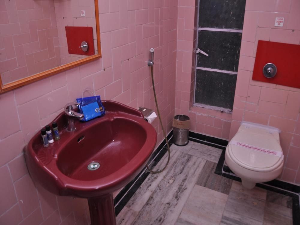 Hotel Oyo Premium Railway Station Patna Patna  Exterior foto