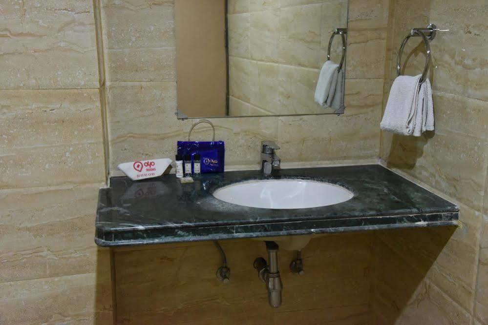 Hotel Oyo Premium Railway Station Patna Patna  Exterior foto